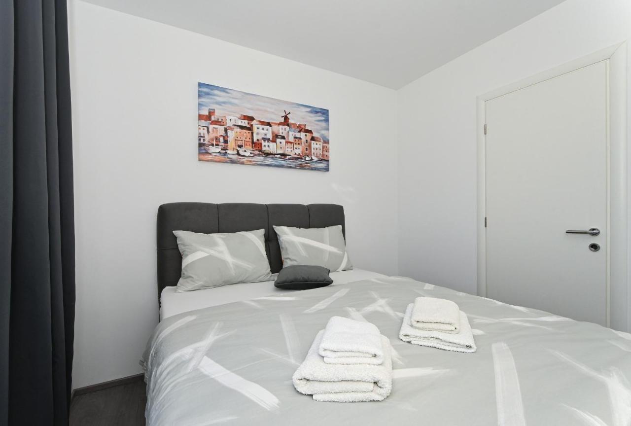 Luxury Apartment White Crystal Kaštela Εξωτερικό φωτογραφία